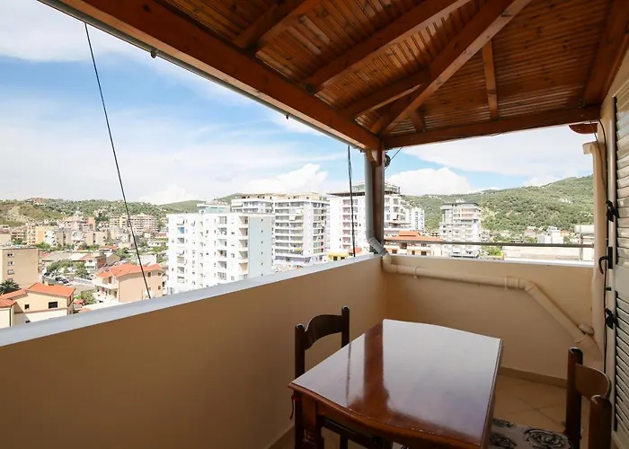 Appartement Laerti's Attic Vlorë