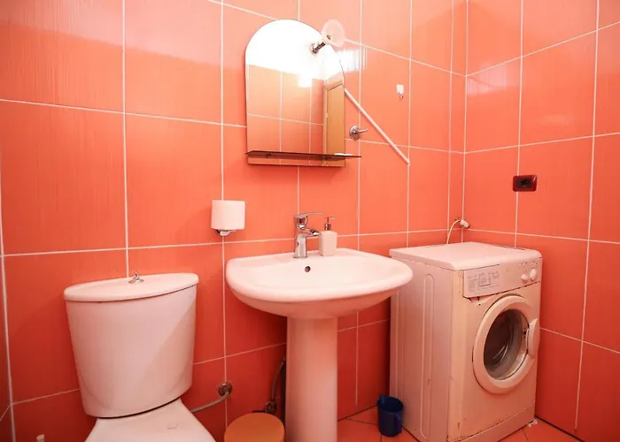 Laerti's Attic Apartment *