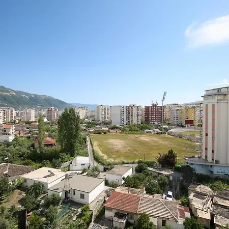 Laerti's Attic 公寓 *